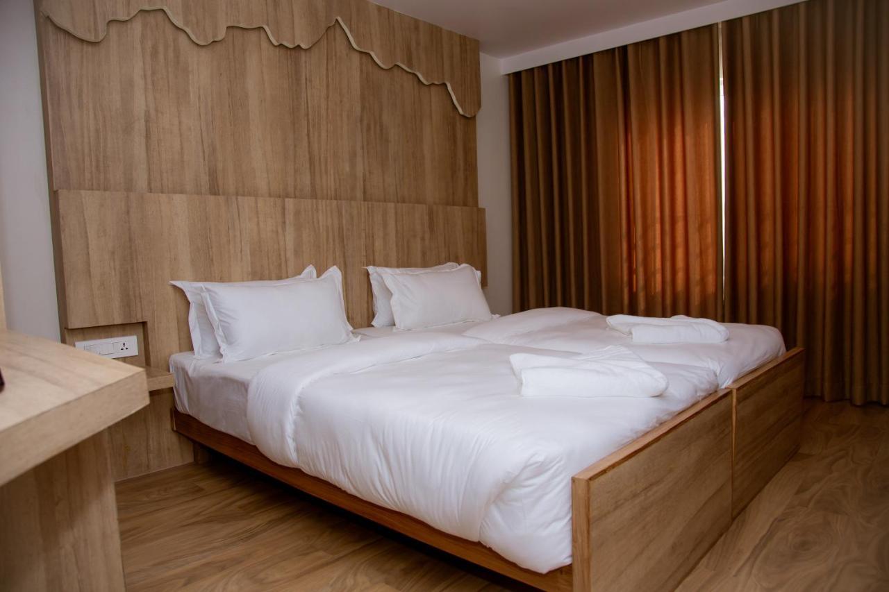 Stay Inn Hotel And Apartment פוקהרה מראה חיצוני תמונה
